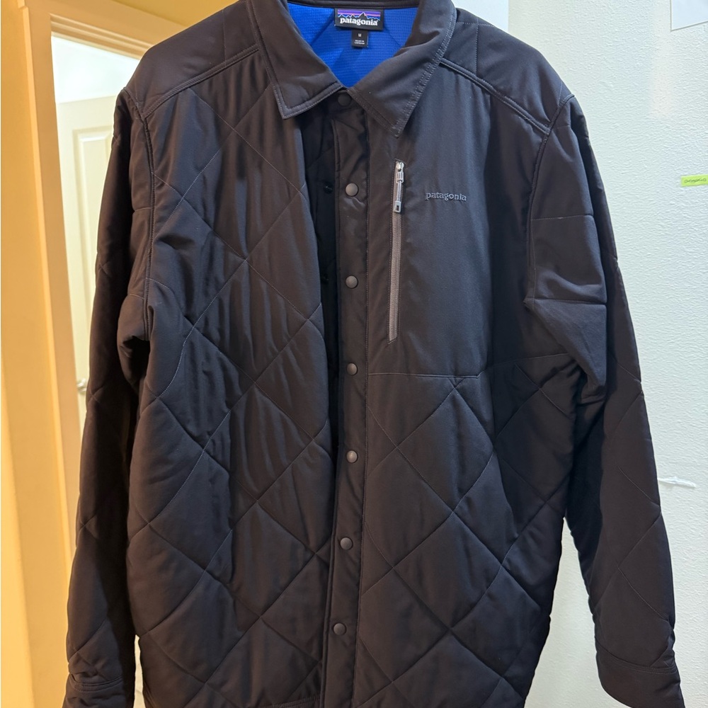 Patagonia Men's Black Quilted Shirt Jacket